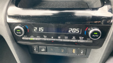 Toyota Yaris Cross 1.5 Hybrid Dynamic AWD 5dr CVT Hybrid Estate